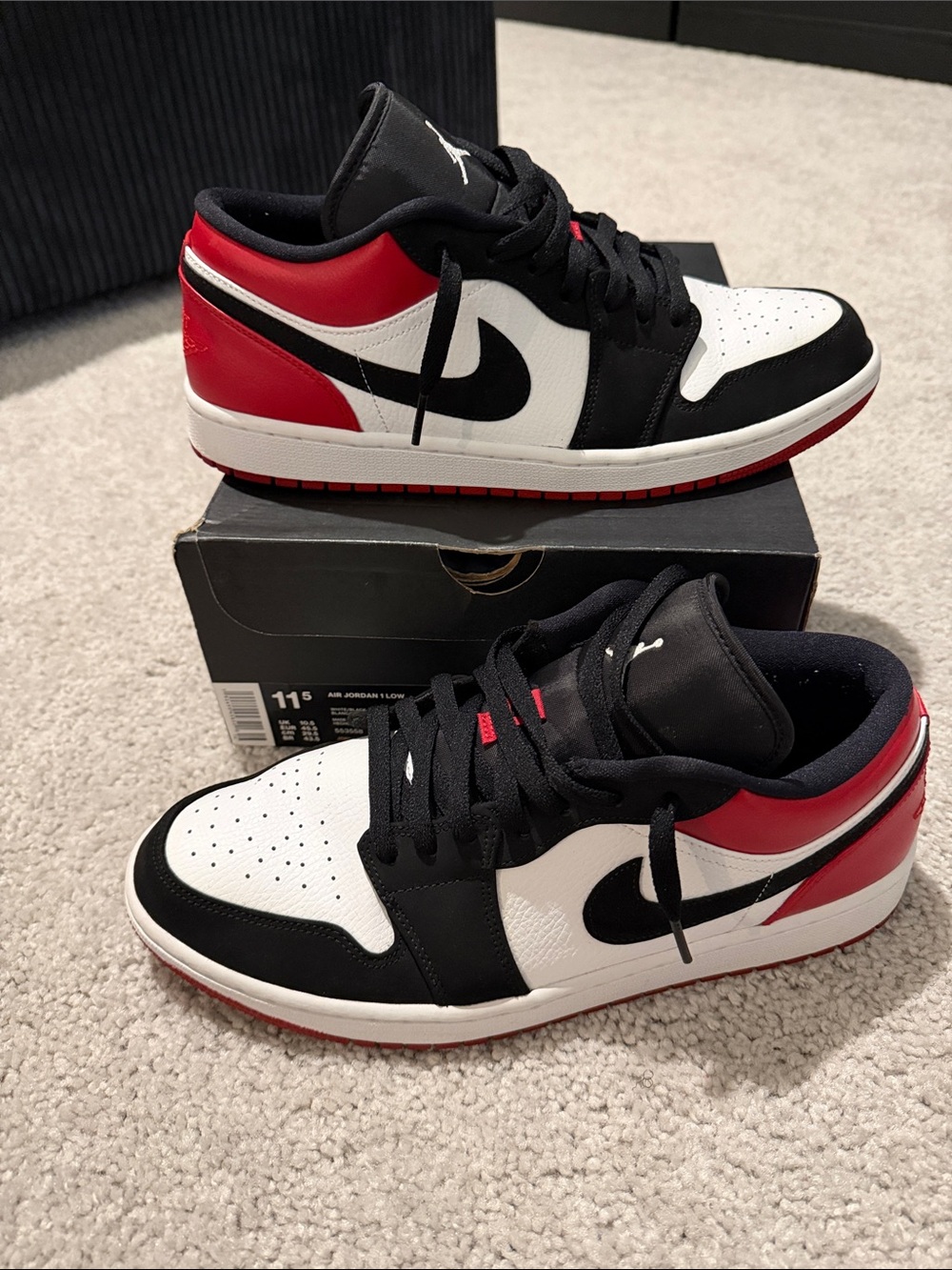 Nike Air Jordan 1 Low - White/Black/Red - Picture 3 of 3